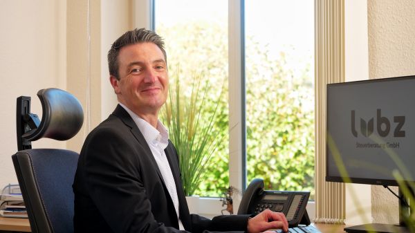 Helge Müller-Buhrandt, Steuerberater
Dipl. Betriebswirt (FH), Bremervörde